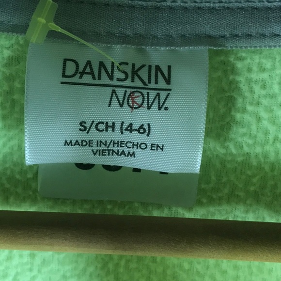 Women’s size small - Picture 2 of 3